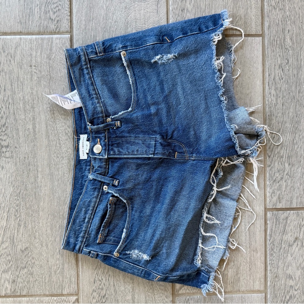Good American Blue Frayed Jean Shorts